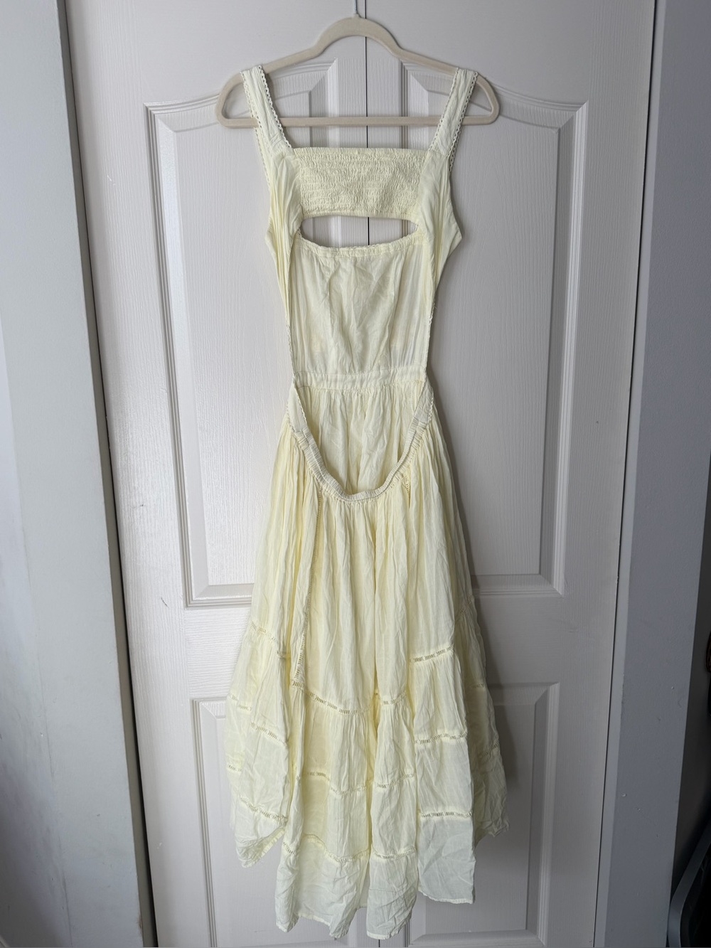 Tularosa Pale Yellow Lace-Trim Midi Dress - Picture 5 of 6